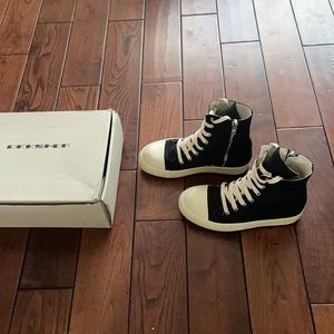 Rick Owens DRKSHDW High Ramones Men’s Size 42 EU (8.5 U.S.) (Used 8/10)